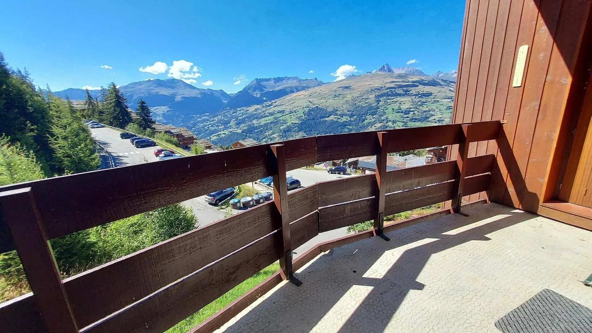 Appartement Pour 5 Pers. A 2 Pas Des Pistes, Animaux Admis - Fr-1-353-98 La Plagne-Tarentaise 0*,  France